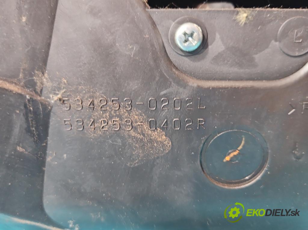 Suzuki Grand Vitara I 1998-2005 2.0d 109 hp manual 80 kW 1997 cm3 5- radiátor 534138 (Radiátory topení)