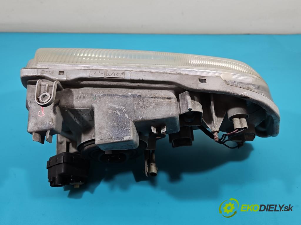 Suzuki Grand Vitara I 1998-2005 2.0d 109 HP manual 80 kW 1997 cm3 5- Reflektor: pravý  (Pravé)