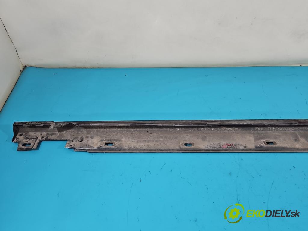 Audi A7 4G 2010-2018 3.0 tdi 272 hp automatic 200 kW 2967 cm3 5- lišta práh: pravé 4G8853856J (Prahová lišta)