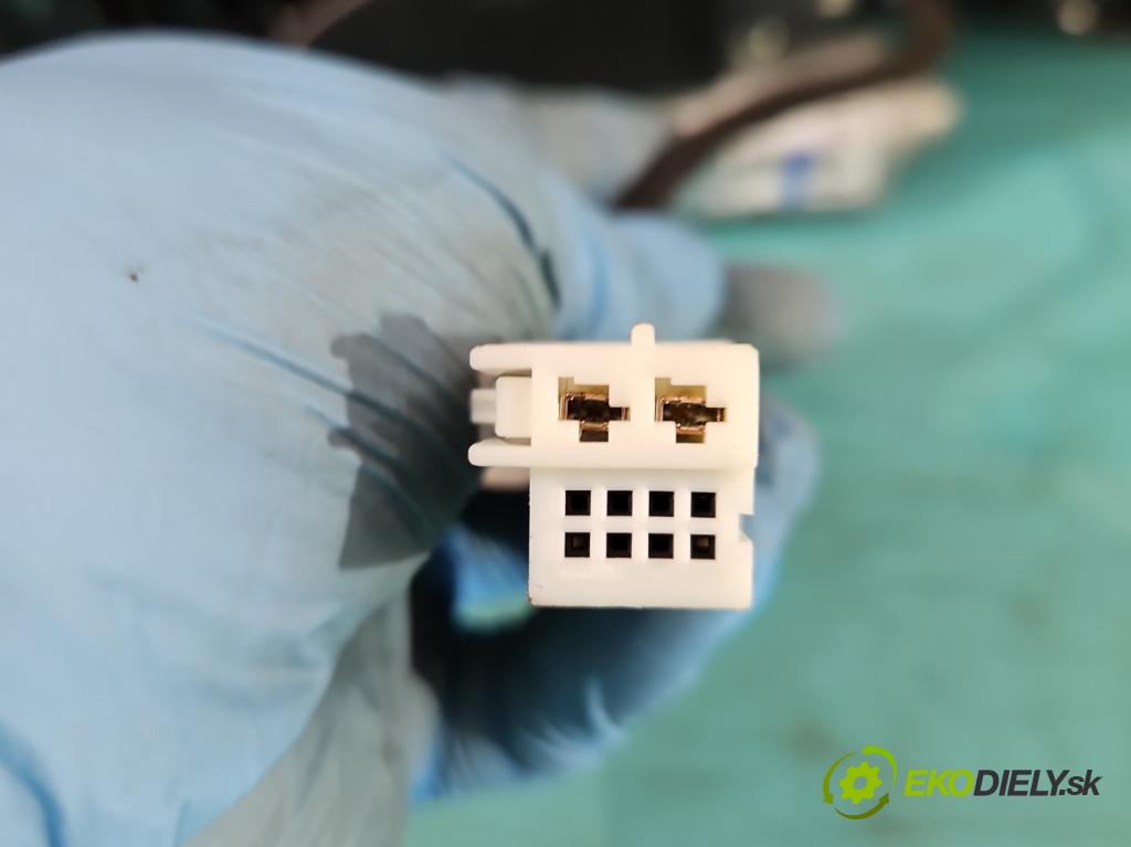 Mercedes E W212 2009-2016 3.0 cdi V6 204 hp automatic 150 kW 2987 cm3 5- Střešní okno: A2127800540 (Okna karoserie)