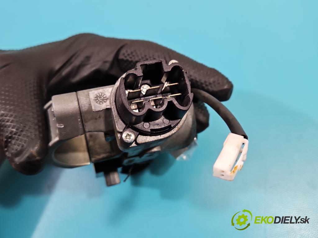 Nissan Qashqai I J10 2006-2013 2.0 dci 150 HP manual 110 kW 1994 cm3 5- Spínačka 28590C9968 (Spínacie skrinky a kľúče)