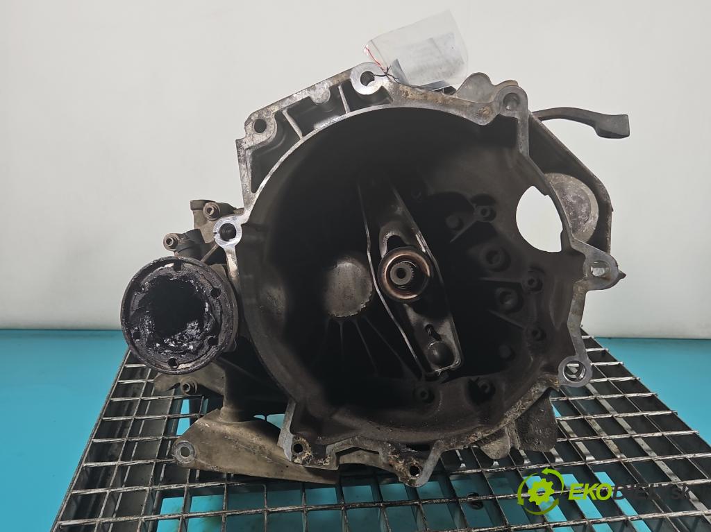 Skoda Fabia II 2007-2014 1.2 12V 69KM manual 51 kW 1198 cm3 5- prevodovka stupeň,rýchlosť manual JUS