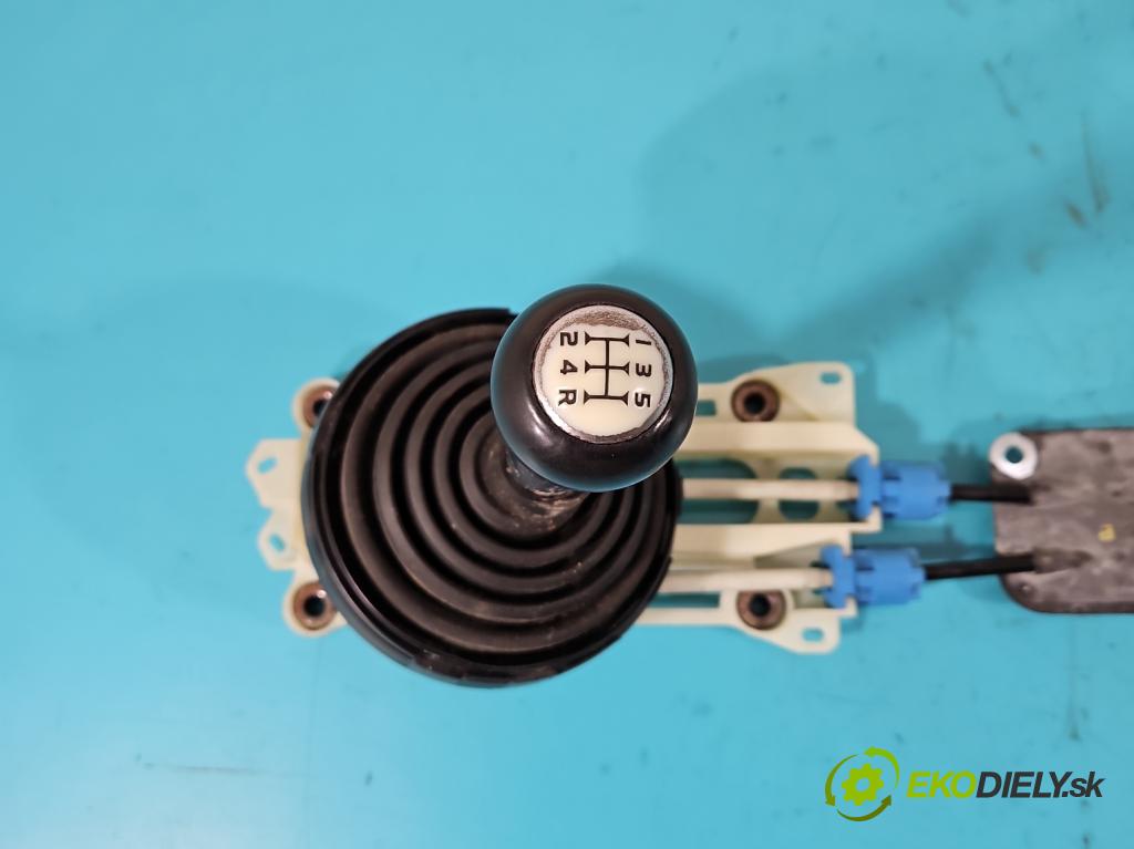 Mitsubishi Colt Z30 VI 2004-2012 1.3 16V 95 HP manual 70 kW 1332 cm3 5- Páka: Změny: stupeň,rýchlosť MN178047 (Rýchlostné páky / kulisy)