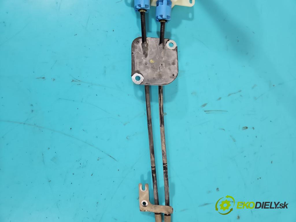 Mitsubishi Colt Z30 VI 2004-2012 1.3 16V 95 HP manual 70 kW 1332 cm3 5- Páka: Změny: stupeň,rýchlosť MN178047 (Rýchlostné páky / kulisy)