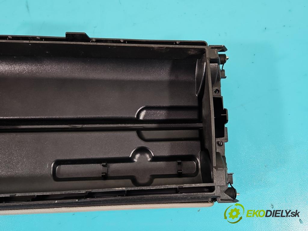 Mercedes E W212 2009-2016 3.0 cdi V6 204 HP automatic 150 kW 2987 cm3 5- operadlo 0005746037 (Lakťové opierky)