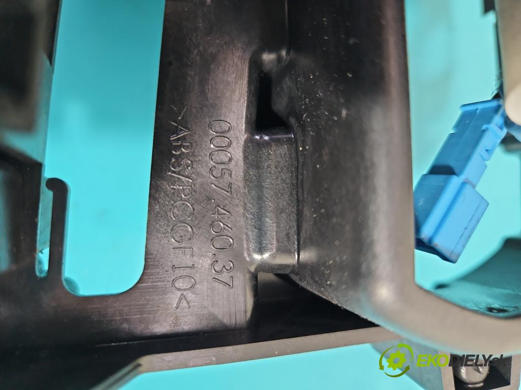 Mercedes E W212 2009-2016 3.0 cdi V6 204 HP automatic 150 kW 2987 cm3 5- operadlo 0005746037 (Lakťové opierky)