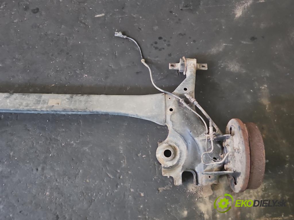 Mitsubishi Colt Z30 VI 2004-2012 1.3 16V 95 hp manual 70 kW 1332 cm3 5- zadní výztuha  (Výztuhy zadní)