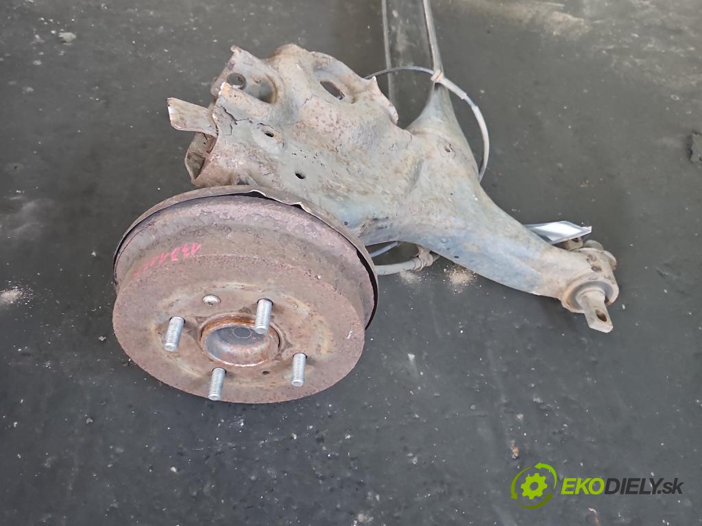 Mitsubishi Colt Z30 VI 2004-2012 1.3 16V 95 hp manual 70 kW 1332 cm3 5- zadní výztuha  (Výztuhy zadní)