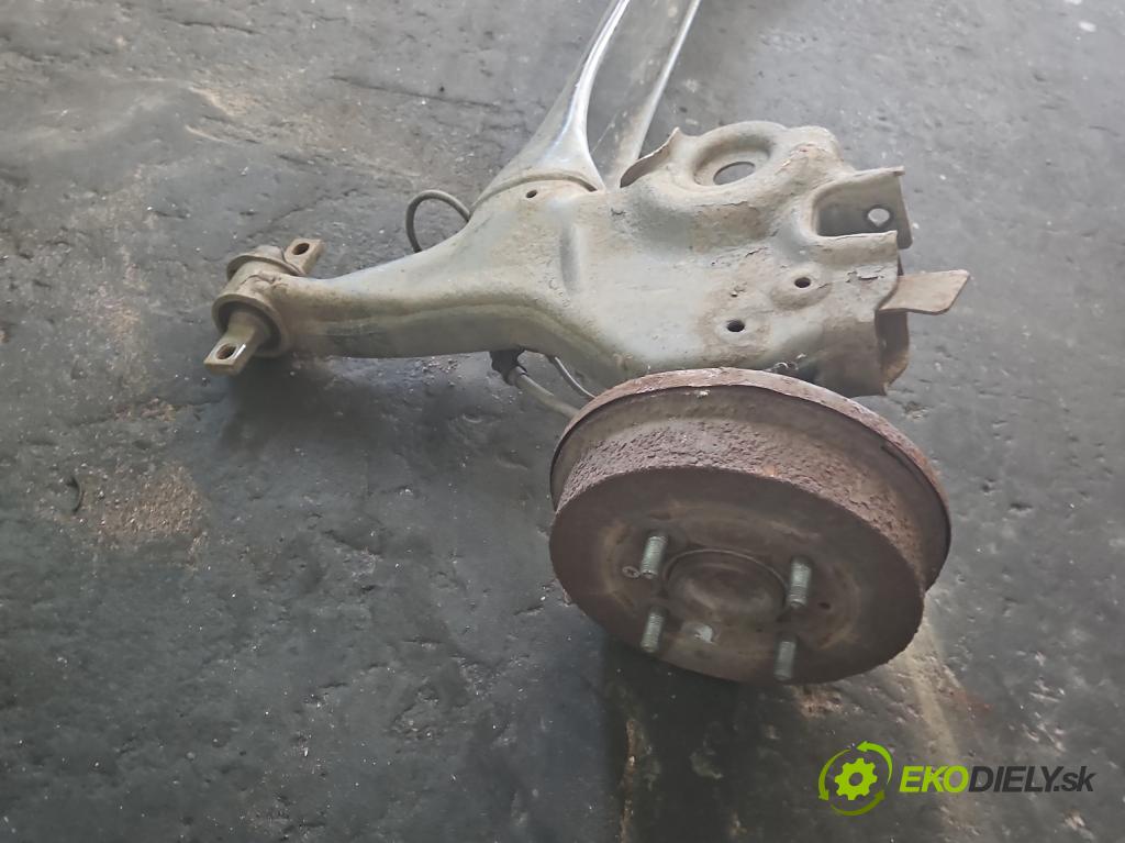 Mitsubishi Colt Z30 VI 2004-2012 1.3 16V 95 hp manual 70 kW 1332 cm3 5- zadní výztuha  (Výztuhy zadní)