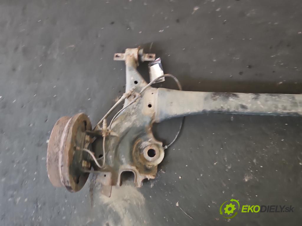 Mitsubishi Colt Z30 VI 2004-2012 1.3 16V 95 hp manual 70 kW 1332 cm3 5- zadní výztuha  (Výztuhy zadní)