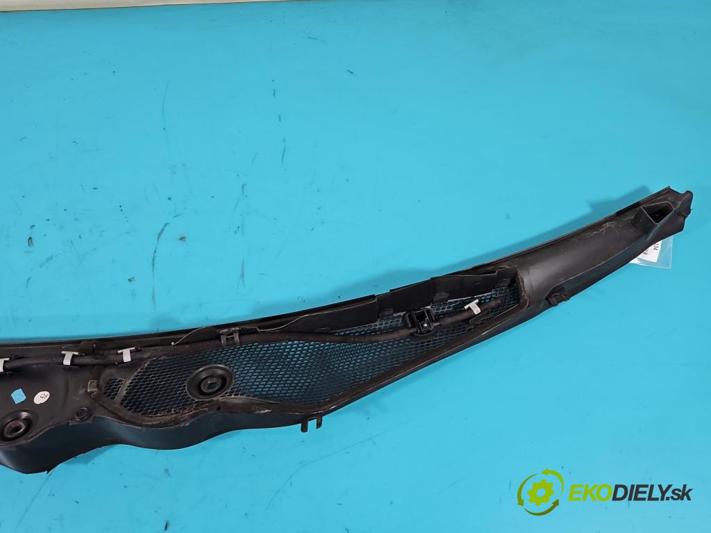 Mercedes E W212 2009-2016 3.0 cdi V6 204 HP automatic 150 kW 2987 cm3 5- torpédo A2128300013 (Torpéda)