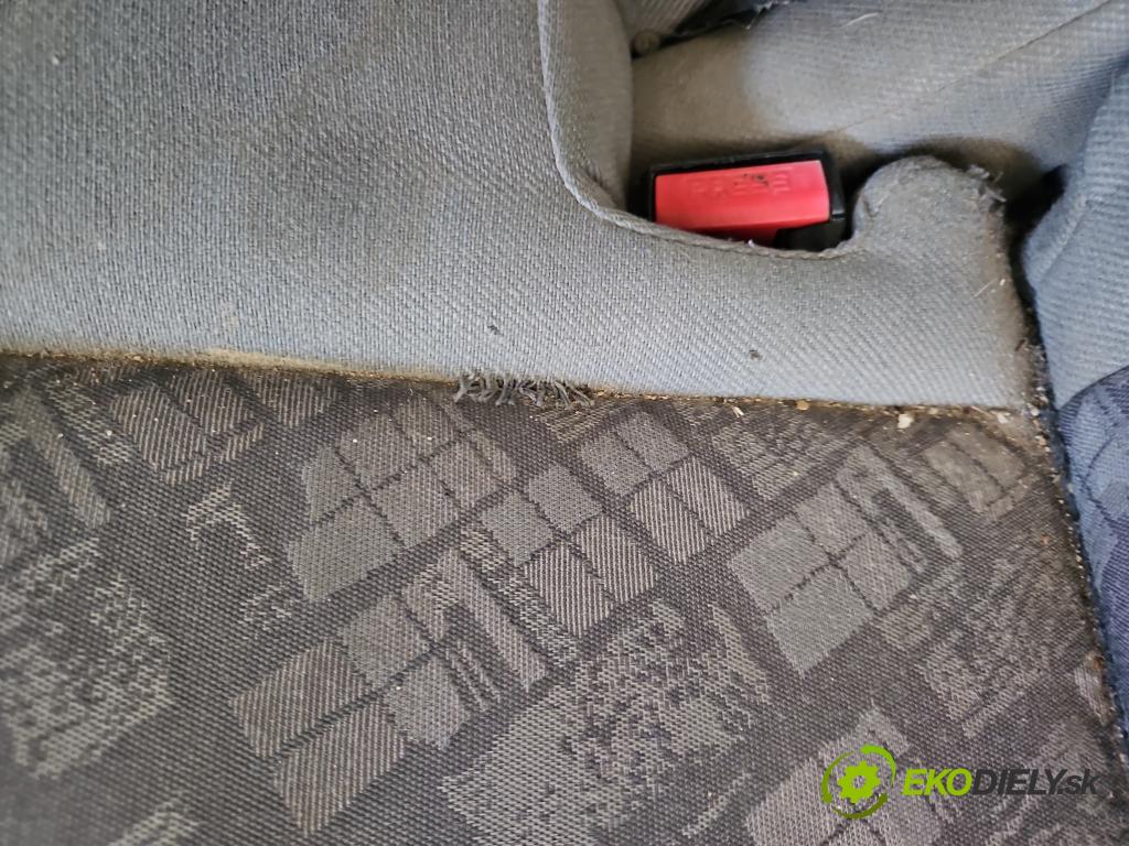 Opel Vivaro 2001-2014 2.5 cdti 135 HP manual 99 kW 2463 cm3 5- Pohovka: zadné  (Sedačky, sedadlá)