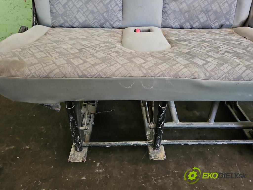 Opel Vivaro 2001-2014 2.5 cdti 135 HP manual 99 kW 2463 cm3 5- Pohovka: zadné  (Sedačky, sedadlá)