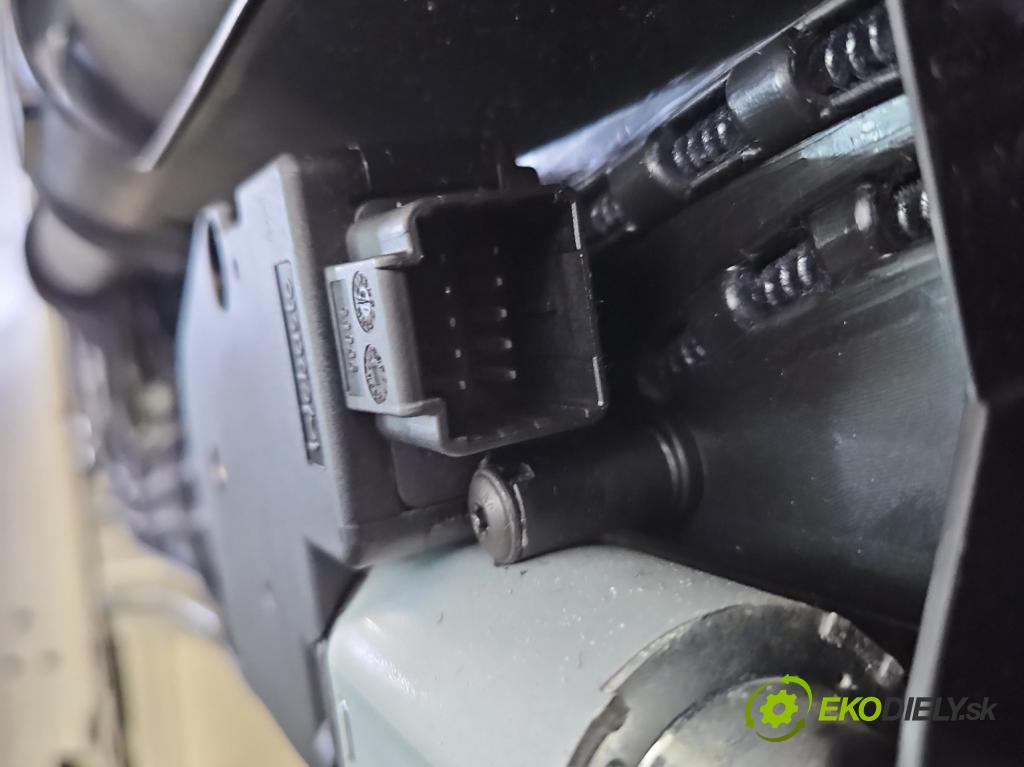 Peugeot 508 2010-2018 2.0 hdi 140 hp manual 103 kW 1997 cm3 5- Strecha:
