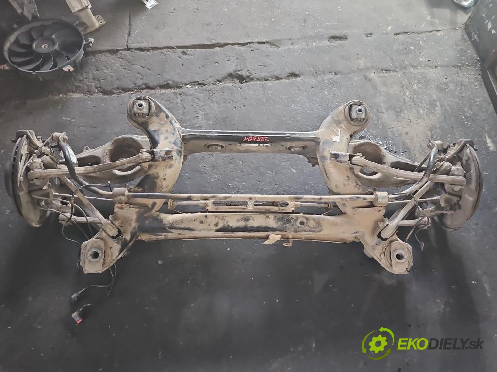 Mercedes E W212 2009-2016 3.0 cdi V6 204 hp automatic 150 kW 2987 cm3 5- zadní výztuha  (Výztuhy zadní)