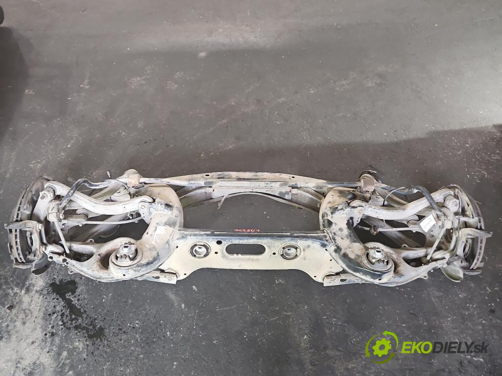 Mercedes E W212 2009-2016 3.0 cdi V6 204 hp automatic 150 kW 2987 cm3 5- zadní výztuha  (Výztuhy zadní)