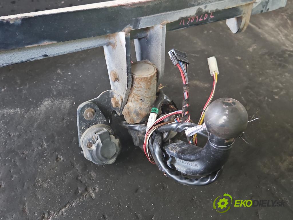 Opel Insignia A 2008-2017 2.0 cdti 131 hp automatic 96 kW 1956 cm3 5- oko tažné  (Tažná zařízení)