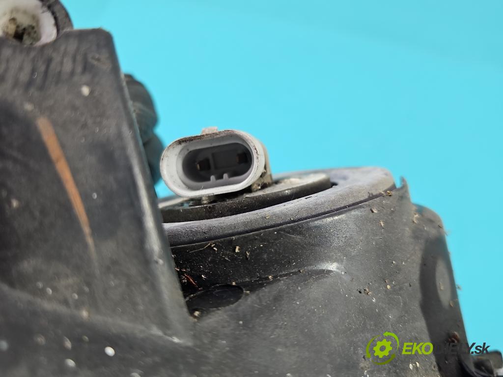 Opel Astra II 1998-2009 1.4 16V 90 HP manual 66 kW 1364 cm3 5- Reflektor: pravý  (Pravé)