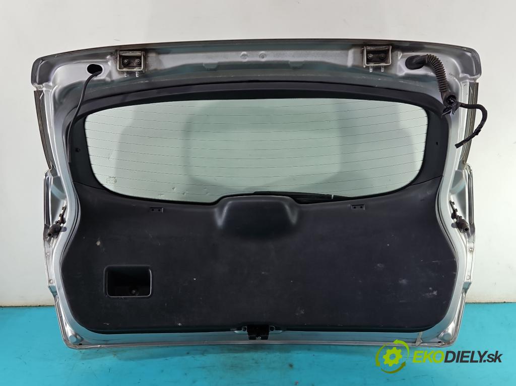 Nissan Qashqai I J10 2006-2013 2.0 dci 150 hp manual 110 kW 1994 cm3 5- zadní kufrové dveře  (Zadní kapoty)