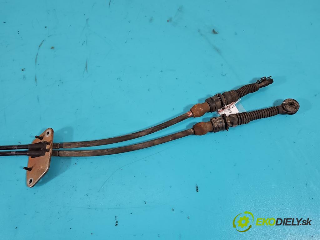 Mazda 6 I GG 2002-2007 2.3 16V 166 HP manual 122 kW 2261 cm3 4- Páka: Změny: stupeň,rýchlosť  (Rýchlostné páky / kulisy)