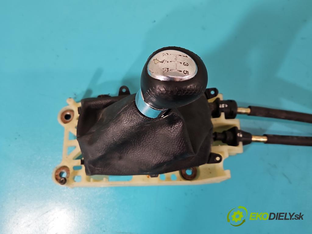 Mazda 6 I GG 2002-2007 2.3 16V 166 HP manual 122 kW 2261 cm3 4- Páka: Změny: stupeň,rýchlosť  (Rýchlostné páky / kulisy)