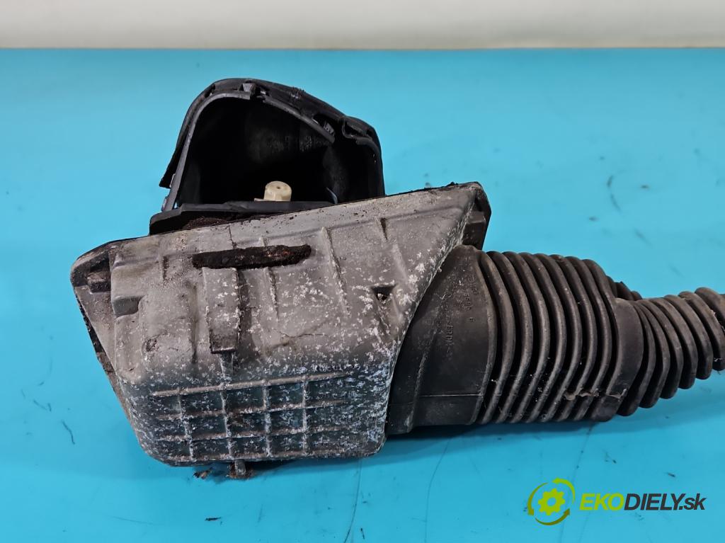 Vw Passat B5 1995-2005 1.9 tdi 110 HP manual 81 kW 1896 cm3 4- Páka: Změny: stupeň,rýchlosť  (Rýchlostné páky / kulisy)