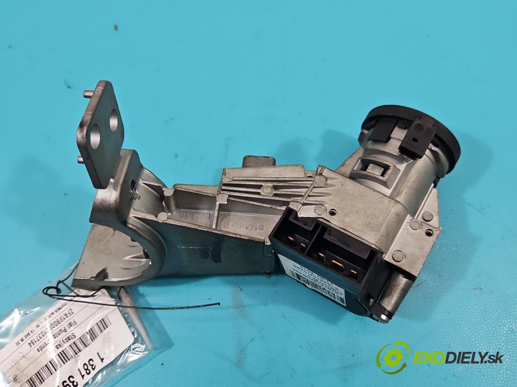 Fiat Punto Grande 1.4 77 HP manual 57 kW 1368 cm3 5- Spínačka 518131970B365 (Spínacie skrinky a kľúče)