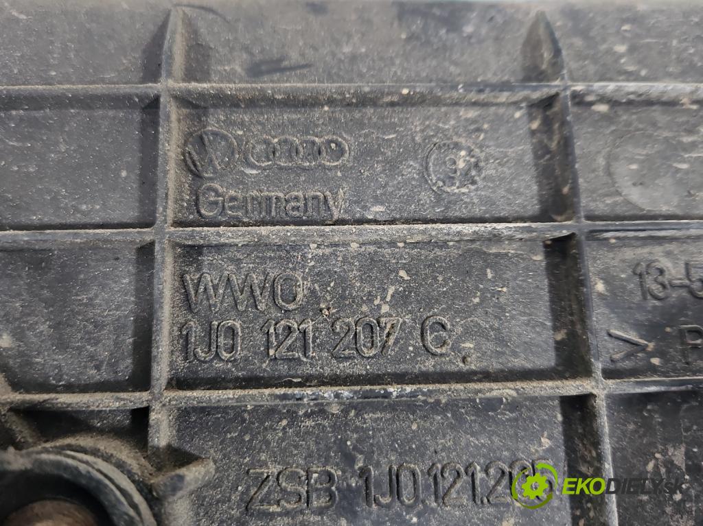 Audi A3 8L 1996-2003 1.6 SR (APF) 101 HP manual 74 kW 1595 cm3 5- Ventilátor chladiča 1J0121207C