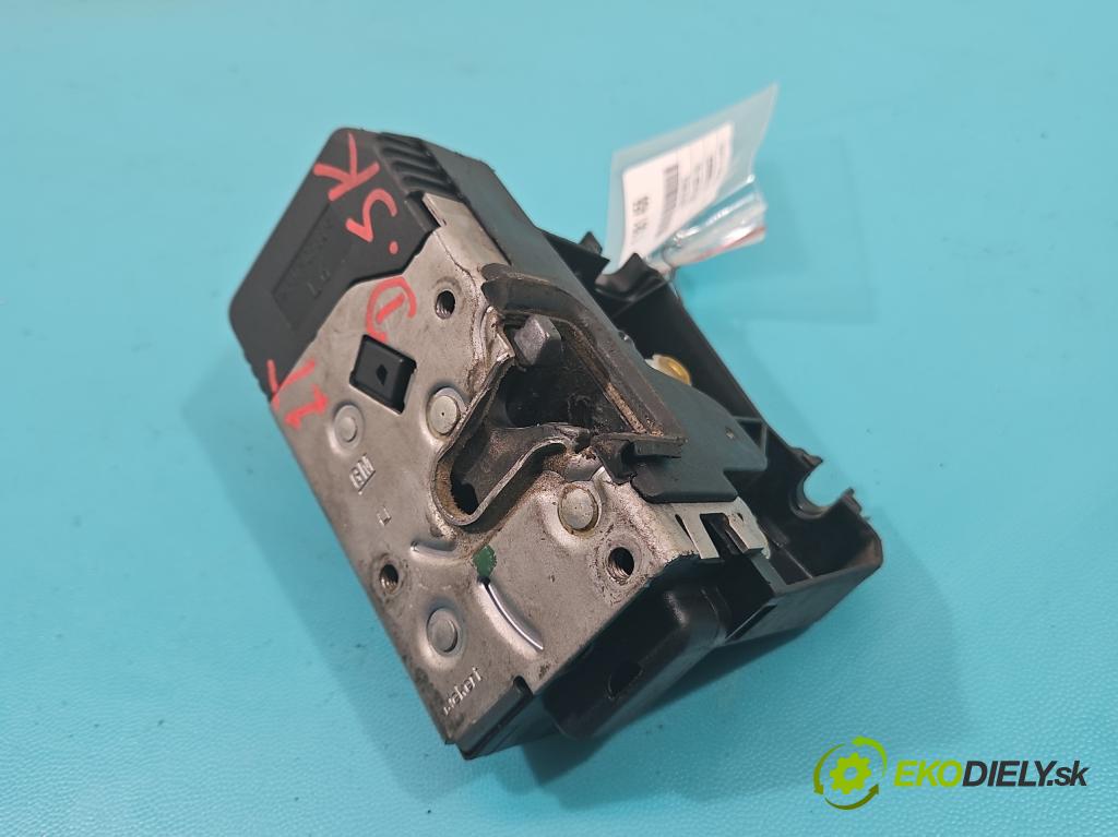 Opel Vivaro 2001-2014 2.5 cdti 135 hp manual 99 kW 2463 cm3 5- zámek zadní levý 8200282323