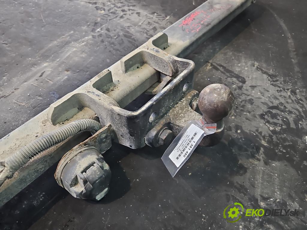 Opel Vivaro 2001-2014 2.5 cdti 135 hp manual 99 kW 2463 cm3 5- oko tažné  (Tažná zařízení)