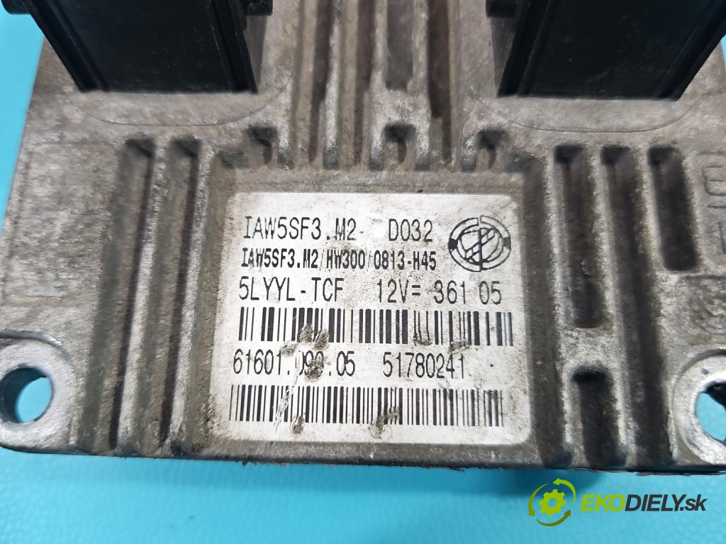 Fiat Punto Grande 1.4 77 hp manual 57 kW 1368 cm3 5- řídící jednotka motoru 51780241