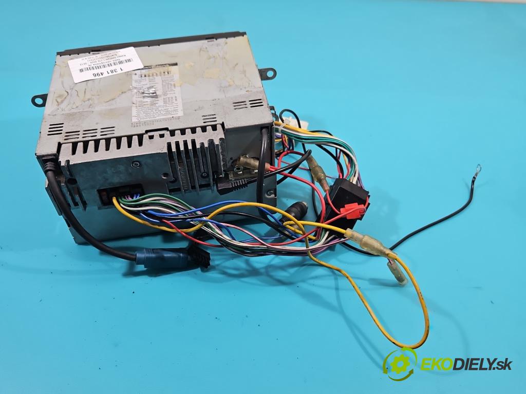 Nissan Qashqai I J10 2006-2013 2.0 dci 150 HP manual 110 kW 1994 cm3 5- Radio CDE-W203RI