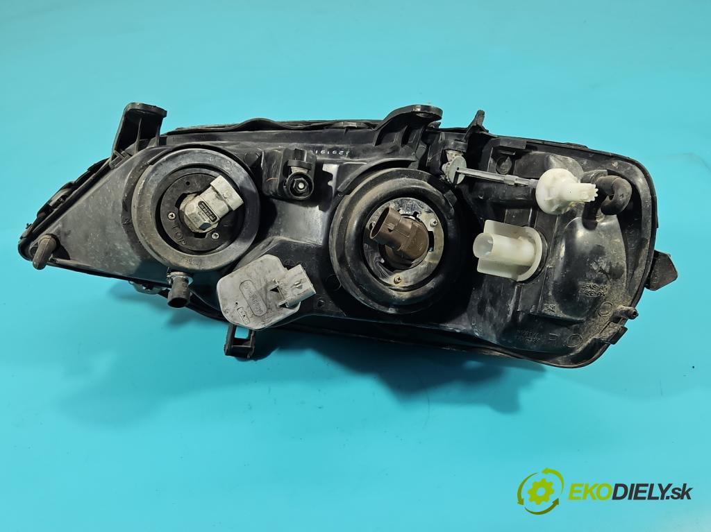 Opel Astra II 1998-2009 2.2 16V 147 HP manual 108 kW 2198 cm3 2- Reflektor: pravý  (Pravé)
