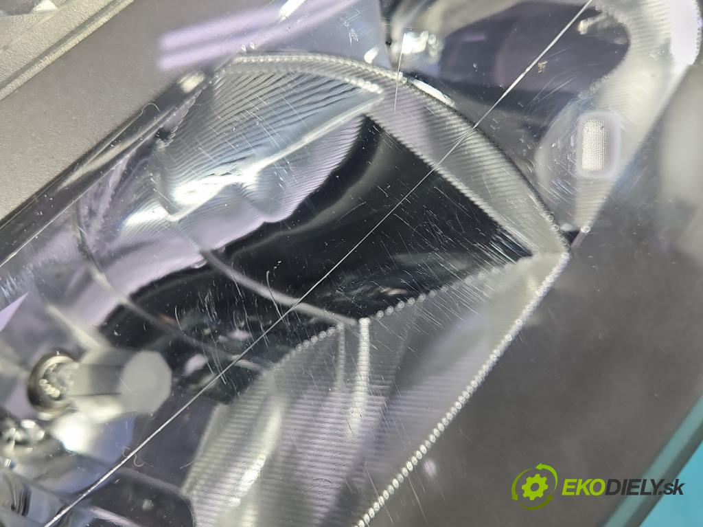 Renault Espace IV 2003-2014 2.2 dci 150 HP manual 110 kW 2188 cm3 5- Reflektor: pravý  (Pravé)