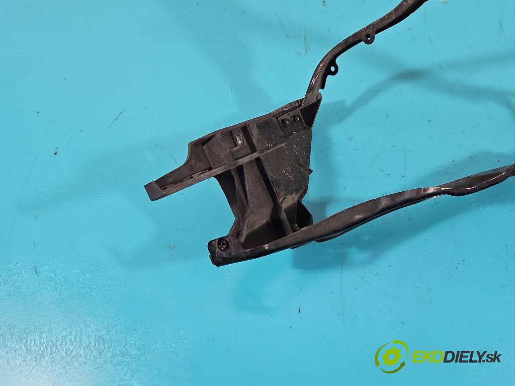 Mercedes E W212 2009-2016 3.0 cdi V6 204 hp automatic 150 kW 2987 cm3 5- stěna přední  (Výztuhy přední)