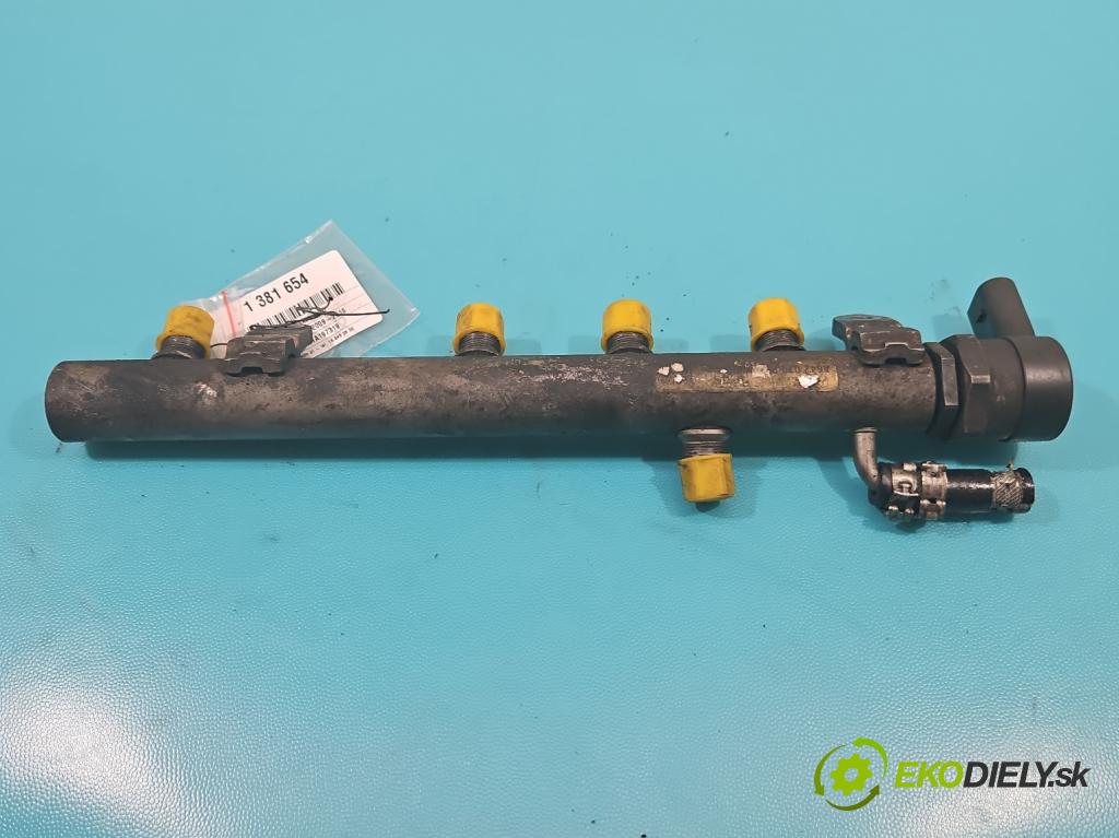 Mercedes E W212 2009-2016 3.0 cdi V6 204 HP automatic 150 kW 2987 cm3 5- lišta vstrekovacia 0281002985 (Vstrekovacie lišty)