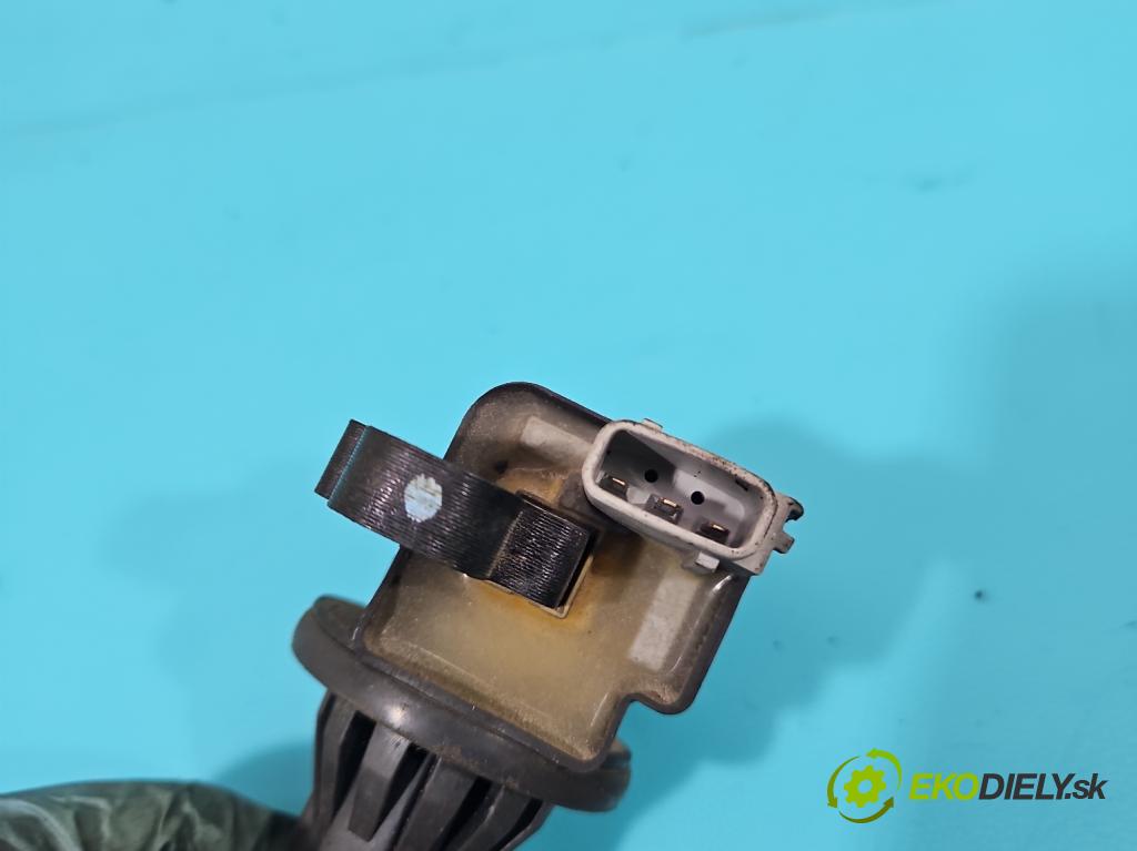 Daihatsu YRV 2000-2005 1.3 16V 87 HP manual 64 kW 1298 cm3 5- cievka zapaľovacia 90048-52129 (Zapaľovacie cievky, moduly)