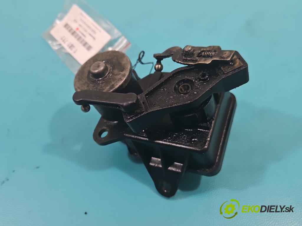 Mercedes E W212 2009-2016 3.0 cdi V6 204 hp automatic 150 kW 2987 cm3 5- Ovladač: klapky: kolektora: 70113209B6T147 (Ostatní)