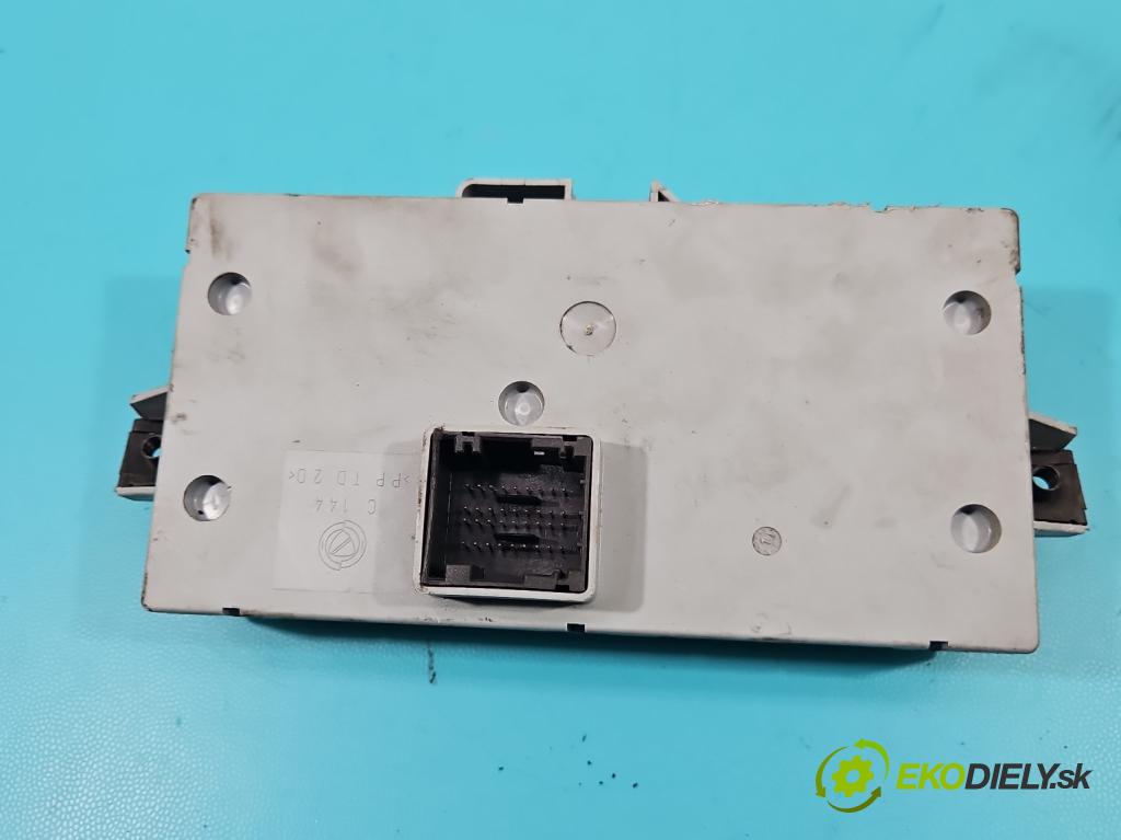 Fiat Croma II 2005-2010 1.9 jtd 120 hp manual 88 kW 1910 cm3 5- skříňka pojistková 46846744 (Pojistkové skříňky)