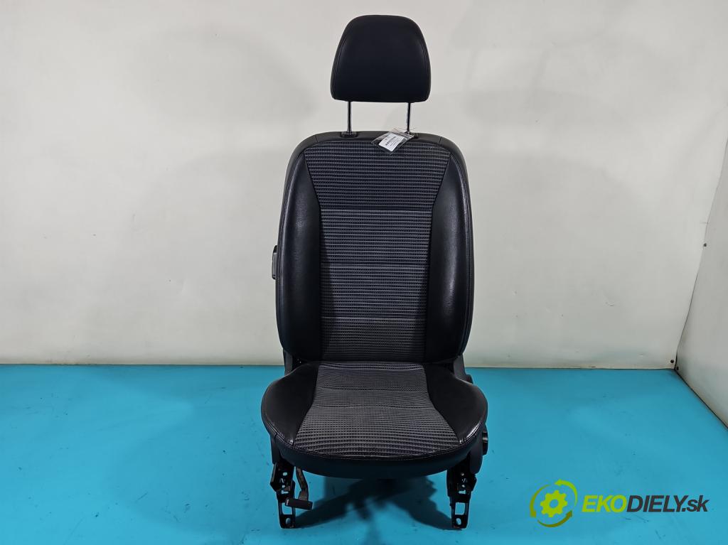Mercedes B W245 2005-2011 2.0 cdi 109 HP manual 80 kW 1992 cm3 5- Sedačka ľavý  (Sedačky, sedadlá)