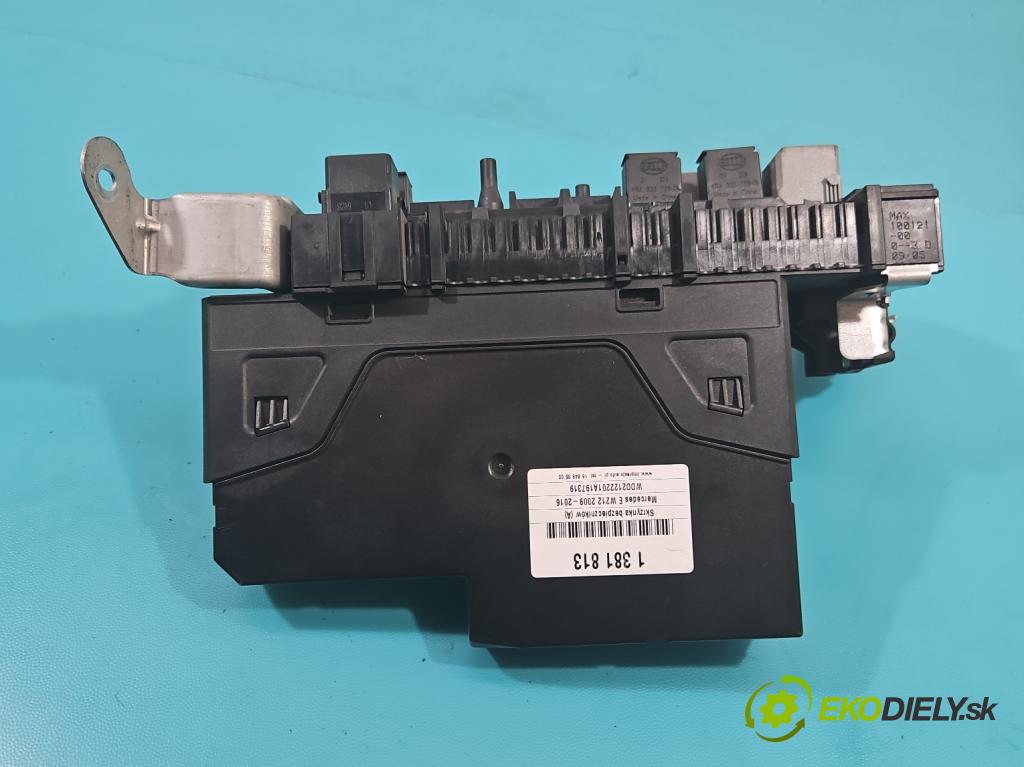 Mercedes E W212 2009-2016 3.0 cdi V6 204 hp automatic 150 kW 2987 cm3 5- skříňka pojistková 2129000204 (Pojistkové skříňky)