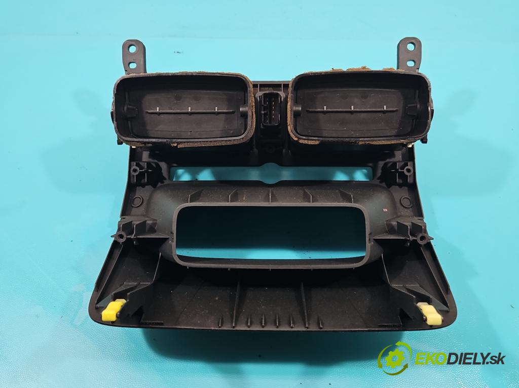 Toyota Avensis II T25 2003-2008 2.0 D4D 116 HP manual 85 kW 1995 cm3 5- Mřížka: kúrenia stredová  (Mriežky kúrenia (fukáre))