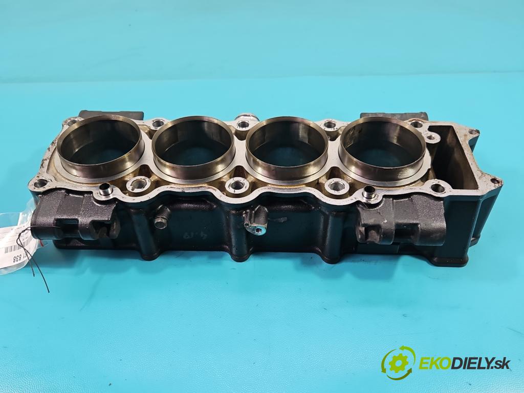 Kawasaki Z750 0.7 manual 25 kW 748 cm3 2- Blok motora  (Blok motora)