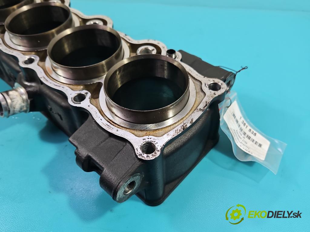 Kawasaki Z750 0.7 manual 25 kW 748 cm3 2- Blok motora  (Blok motora)