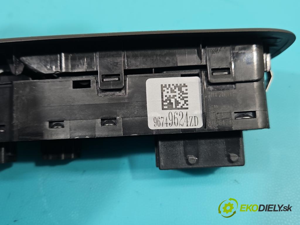 Peugeot 2008 I 2013-2019 1.2 THP 110 hp manual 81 kW 1199 cm3 5- Přepínač oken zpětných zrcátek 96749624ZD