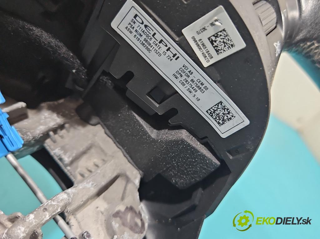 Peugeot 2008 I 2013-2019 1.2 VTi: 110 HP manual 81 kW 1199 cm3 5- volant 98084115ZD (Volanty)