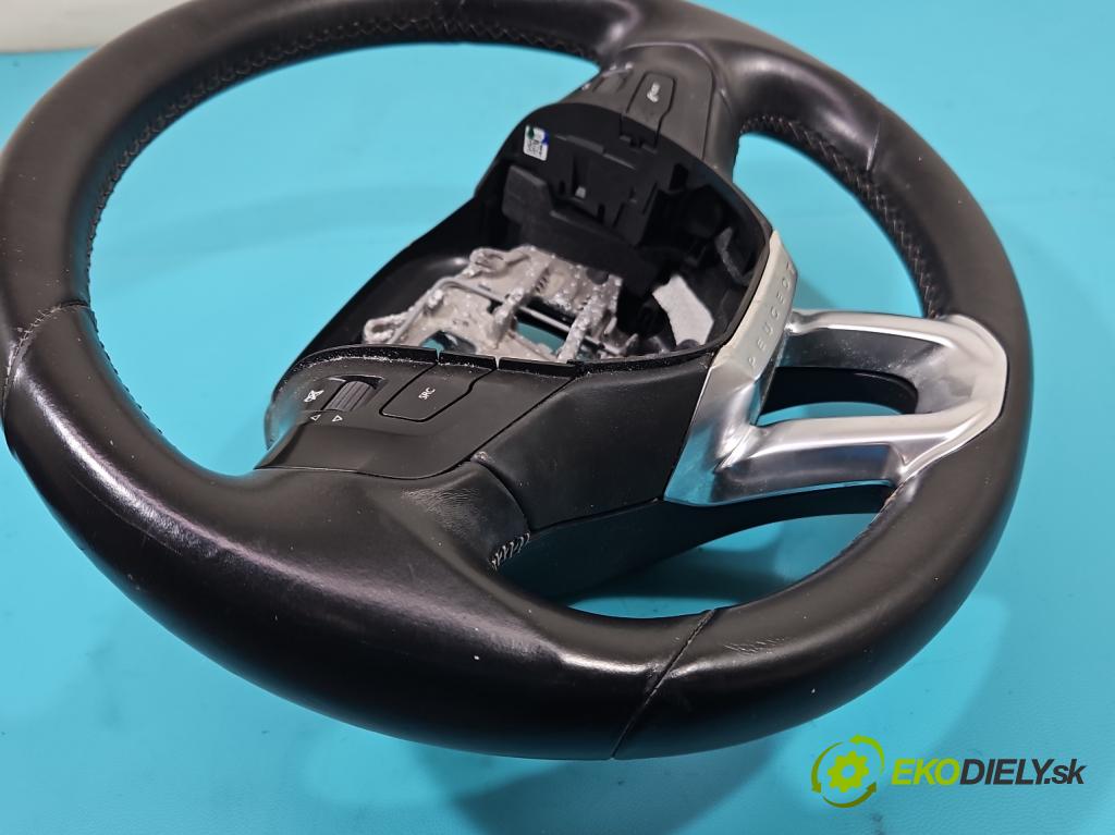 Peugeot 2008 I 2013-2019 1.2 VTi: 110 HP manual 81 kW 1199 cm3 5- volant 98084115ZD (Volanty)