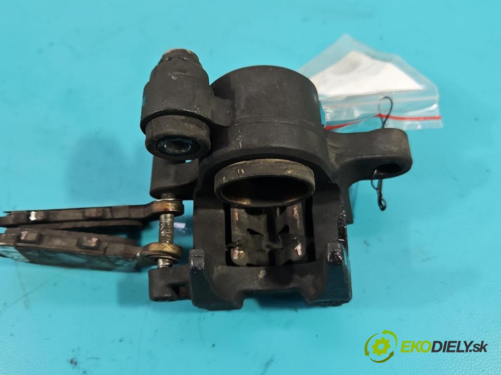 Kawasaki Z750 0.7 manual 25 kW 748 cm3 2- brzdič zadné pravý (Ostatné)