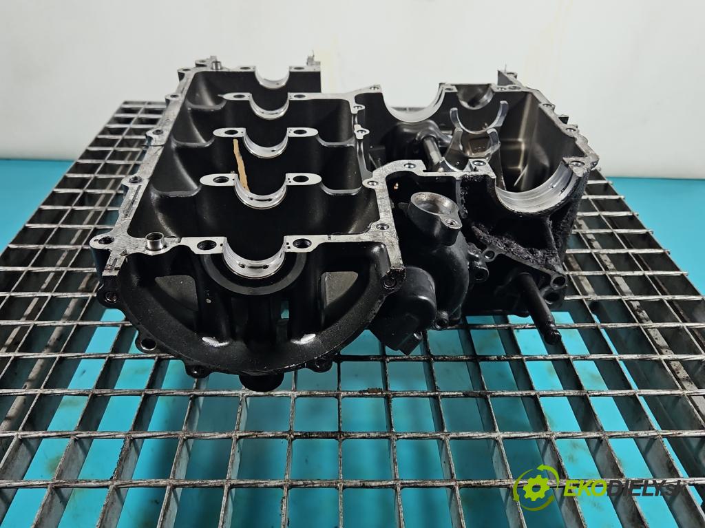 Kawasaki Z750 0.7 manual 25 kW 748 cm3 2- Blok motora  (Blok motora)