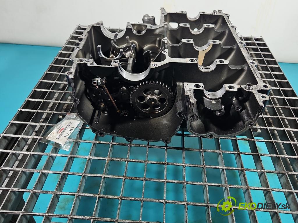 Kawasaki Z750 0.7 manual 25 kW 748 cm3 2- Blok motora  (Blok motora)